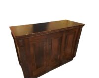 Voorzetbar / uitgifte bar (nr.3) 153(l) x 60(b) x 100(h) cm. Kan geleverd worden incl.bruin houten werkblad