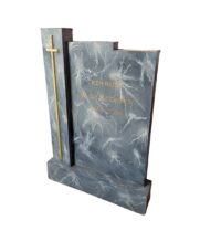 Grafsteen, hout, groot, 20x100x145(h)cm met tekst Hier rust W.S. Jacobsen 1944-2006