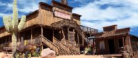 Decordoek (B) Western Saloon Ranche met Cactus 600(b) x 300(h)cm