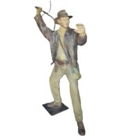 Indiana Jones, lifesize beeld, polyester, 185(h)cm / 230(h)cm. incl. zweep