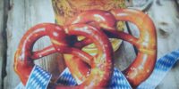 Decordoek Oktoberfest Pretzel 800(b)x400(h)cm